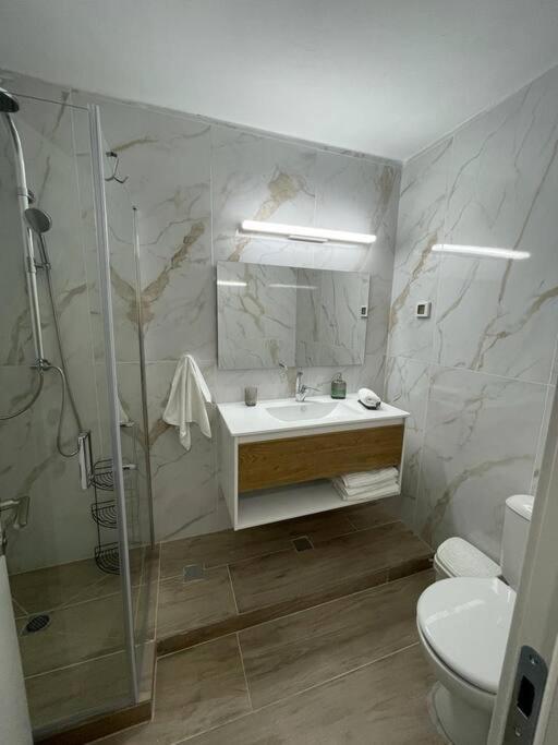 Dc Apartments - 2 Bedrooms Near The Beach Eilat Exterior photo